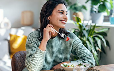 Ausgewogene Ernährung und ausreichend Flüssigkeitszufuhr